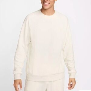 Nike Dri Fit Men's crewneck Cream sweatshirt